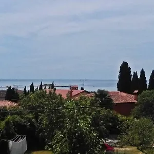 Apartament Apartments Zambratija